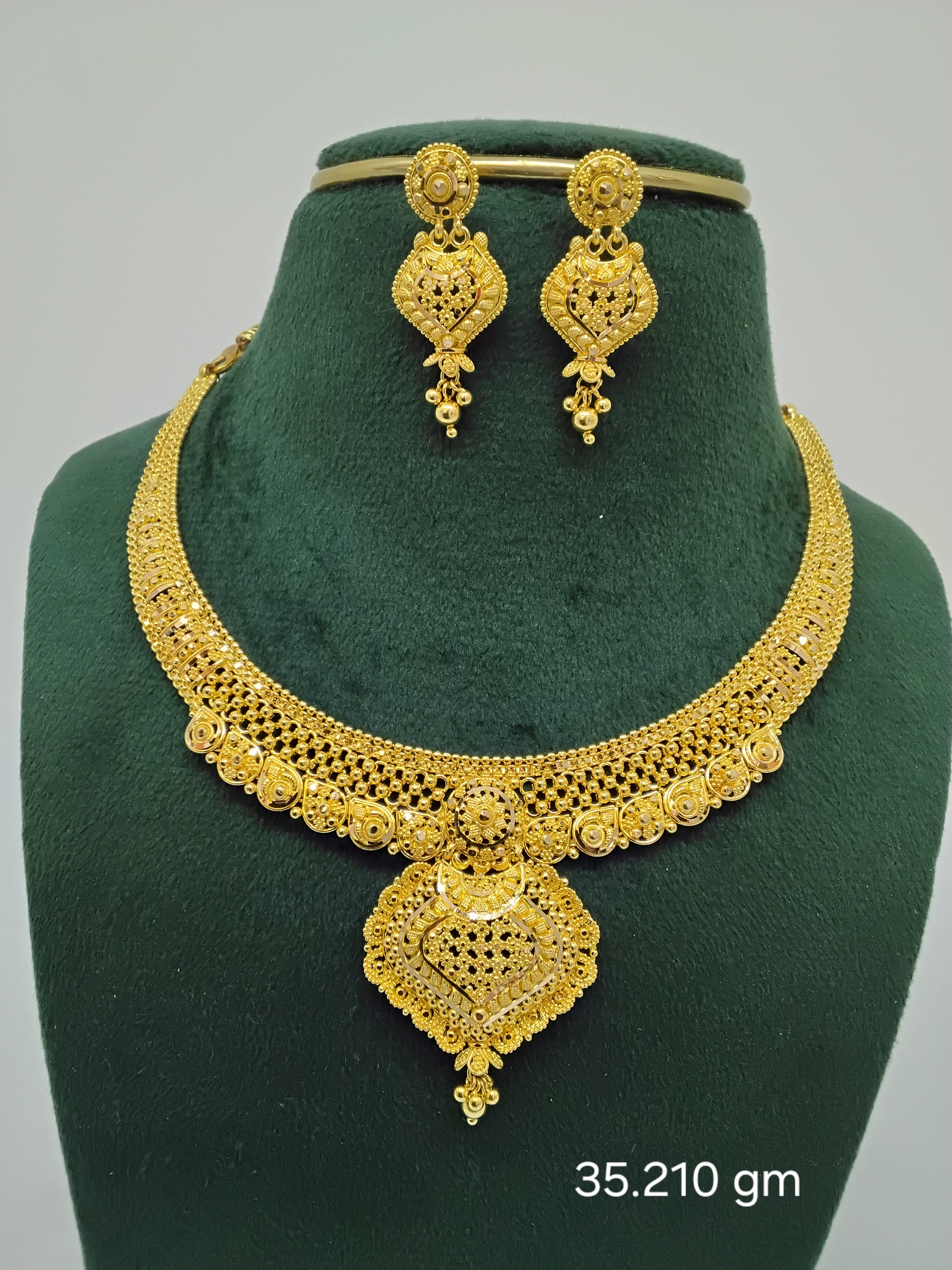 Necklace Set