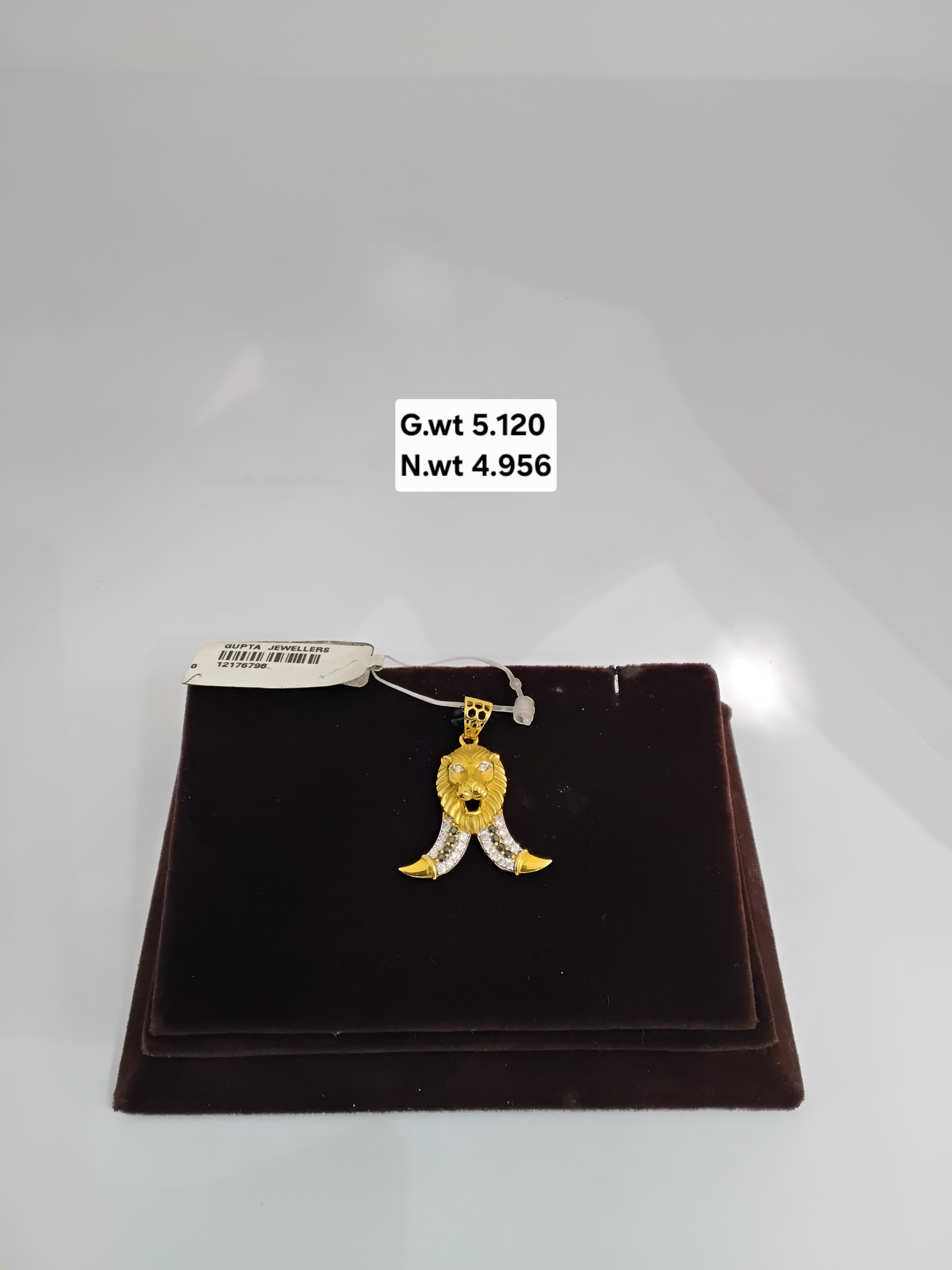 Lion Face Gold Pendant