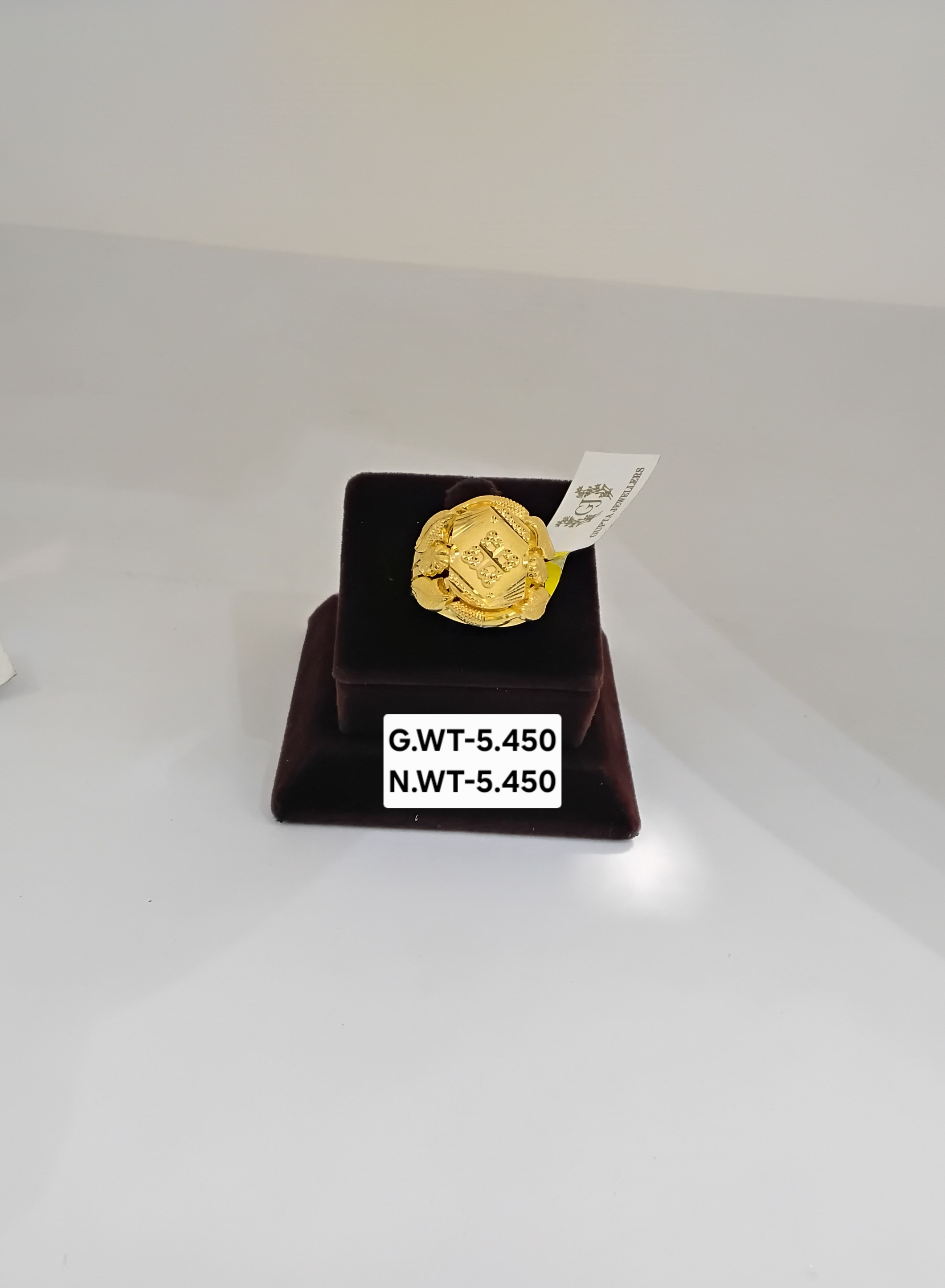 Fancy Ring