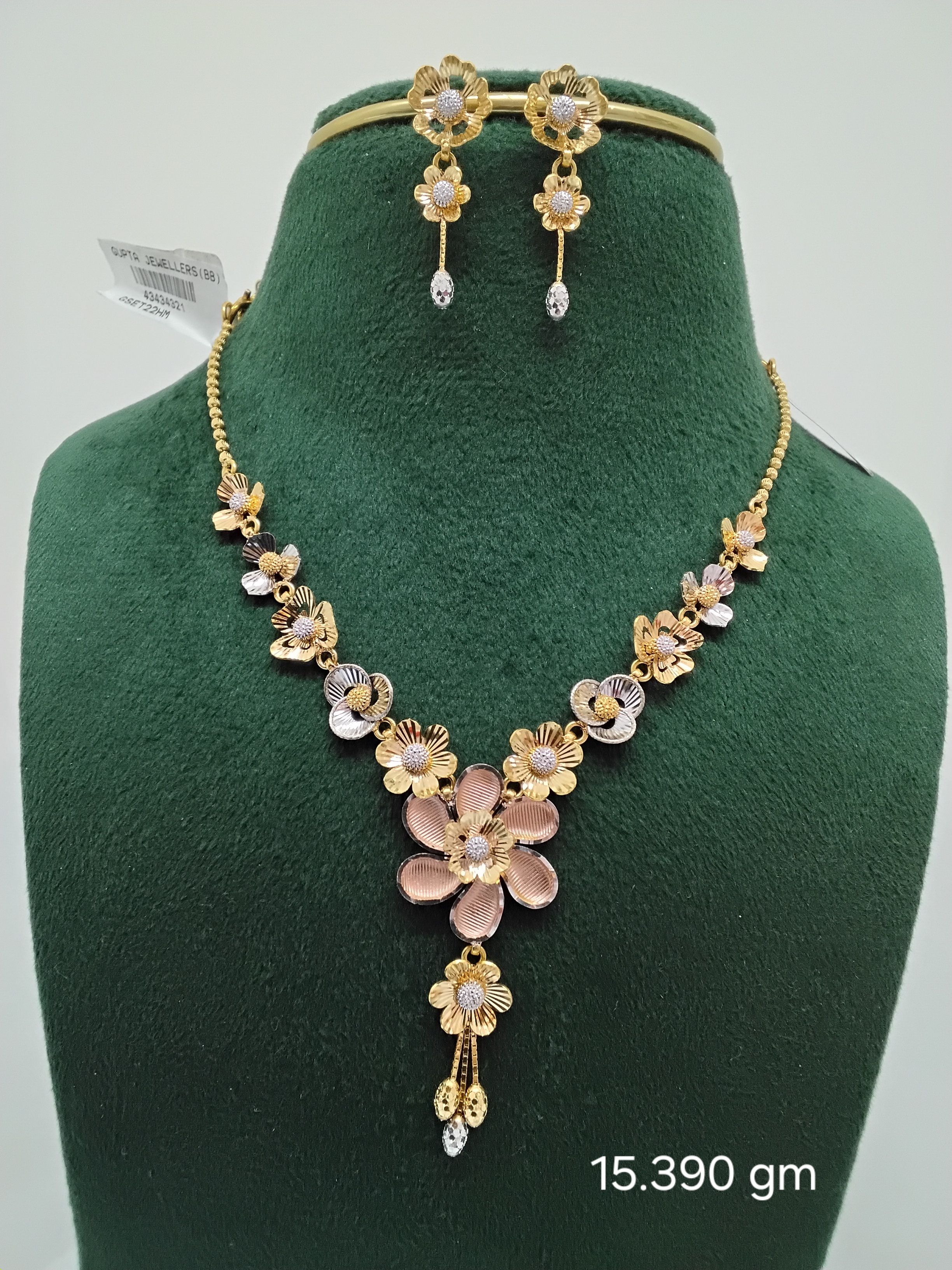 Necklace set 