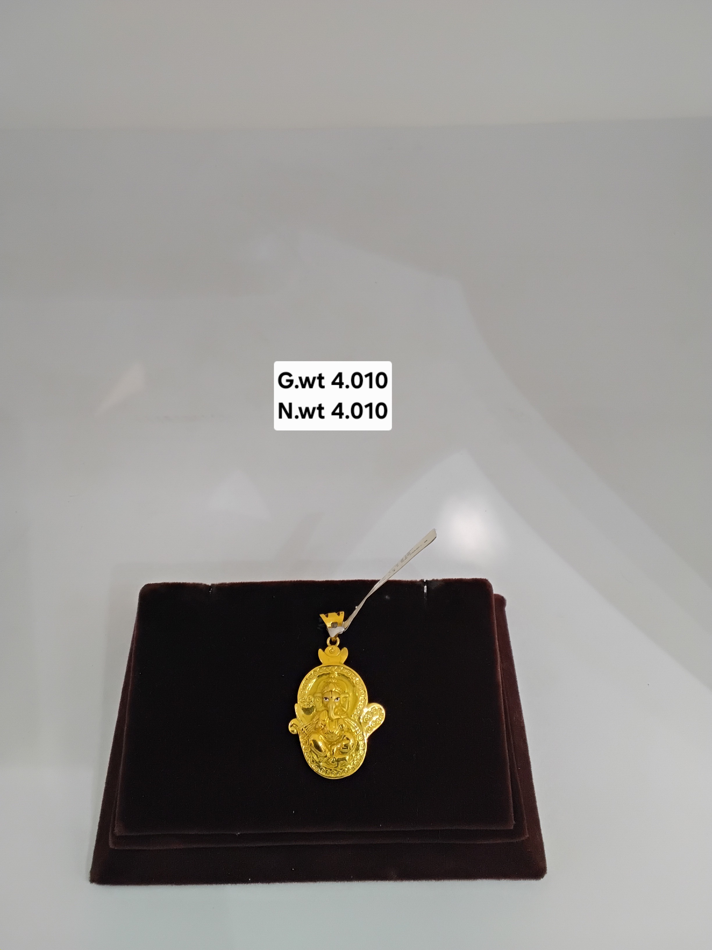 Lord Ganesha / Ganpati Pendant