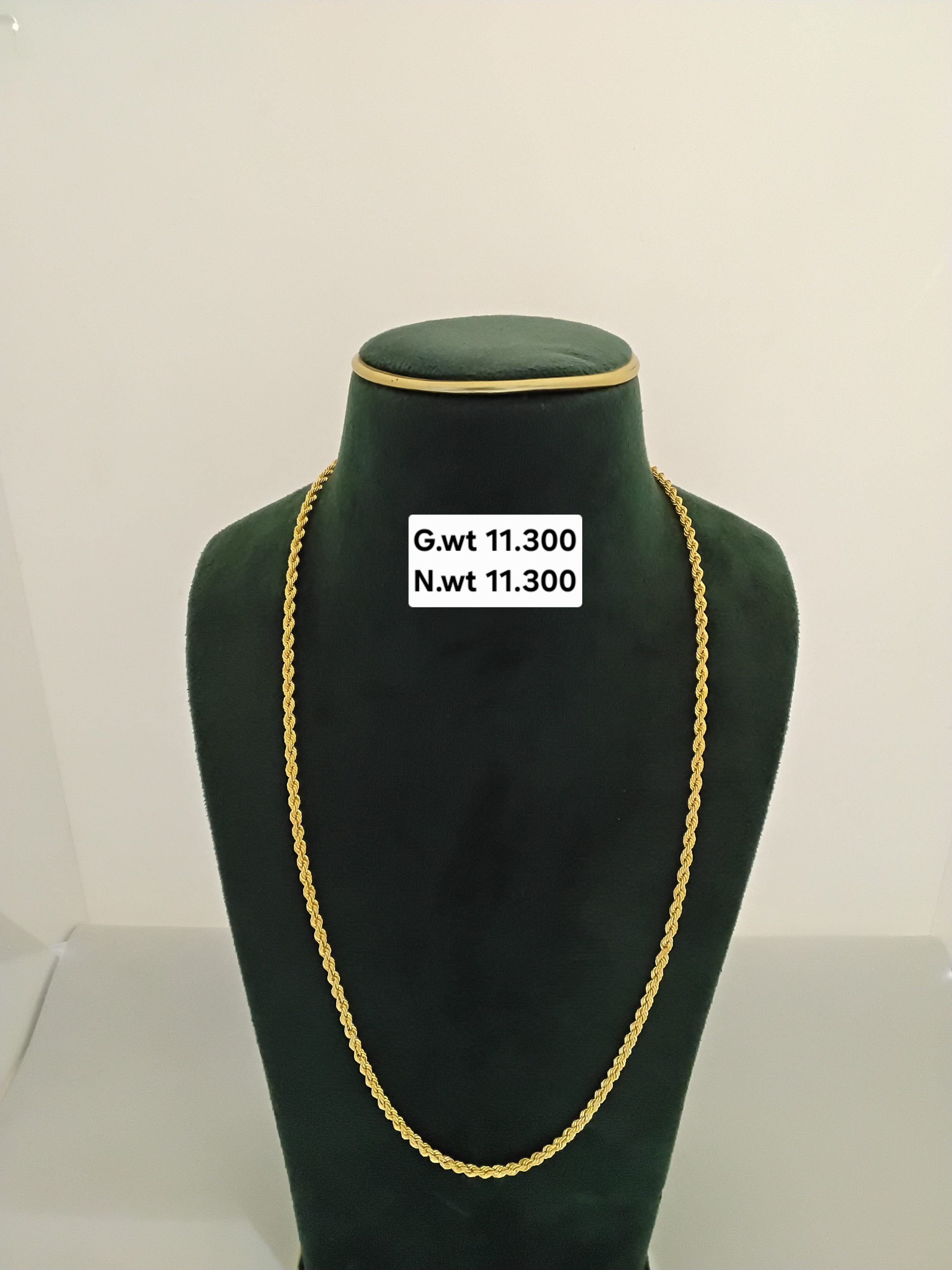 Gold chain 
