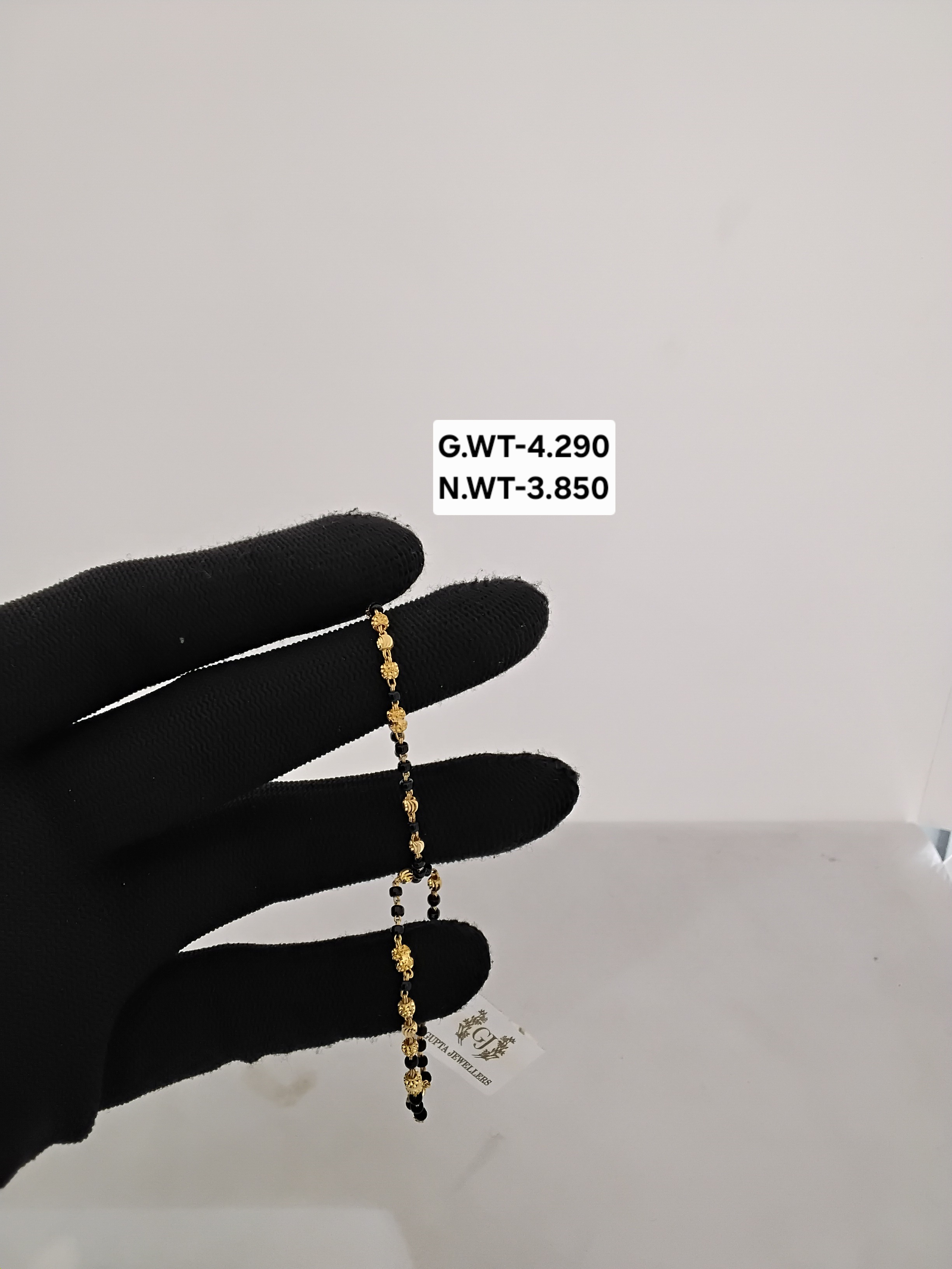 Gold bracelet 