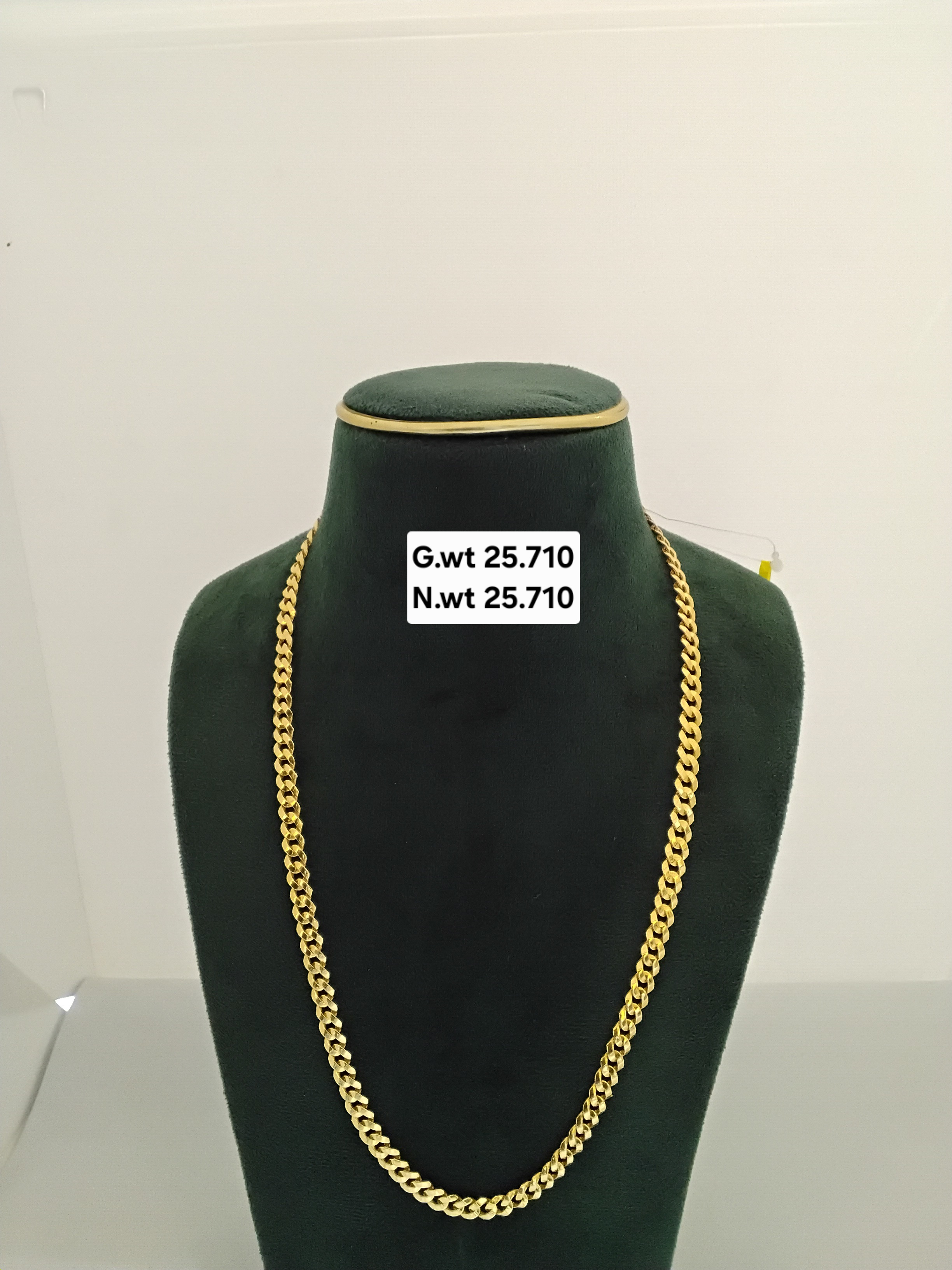 Gold chain 