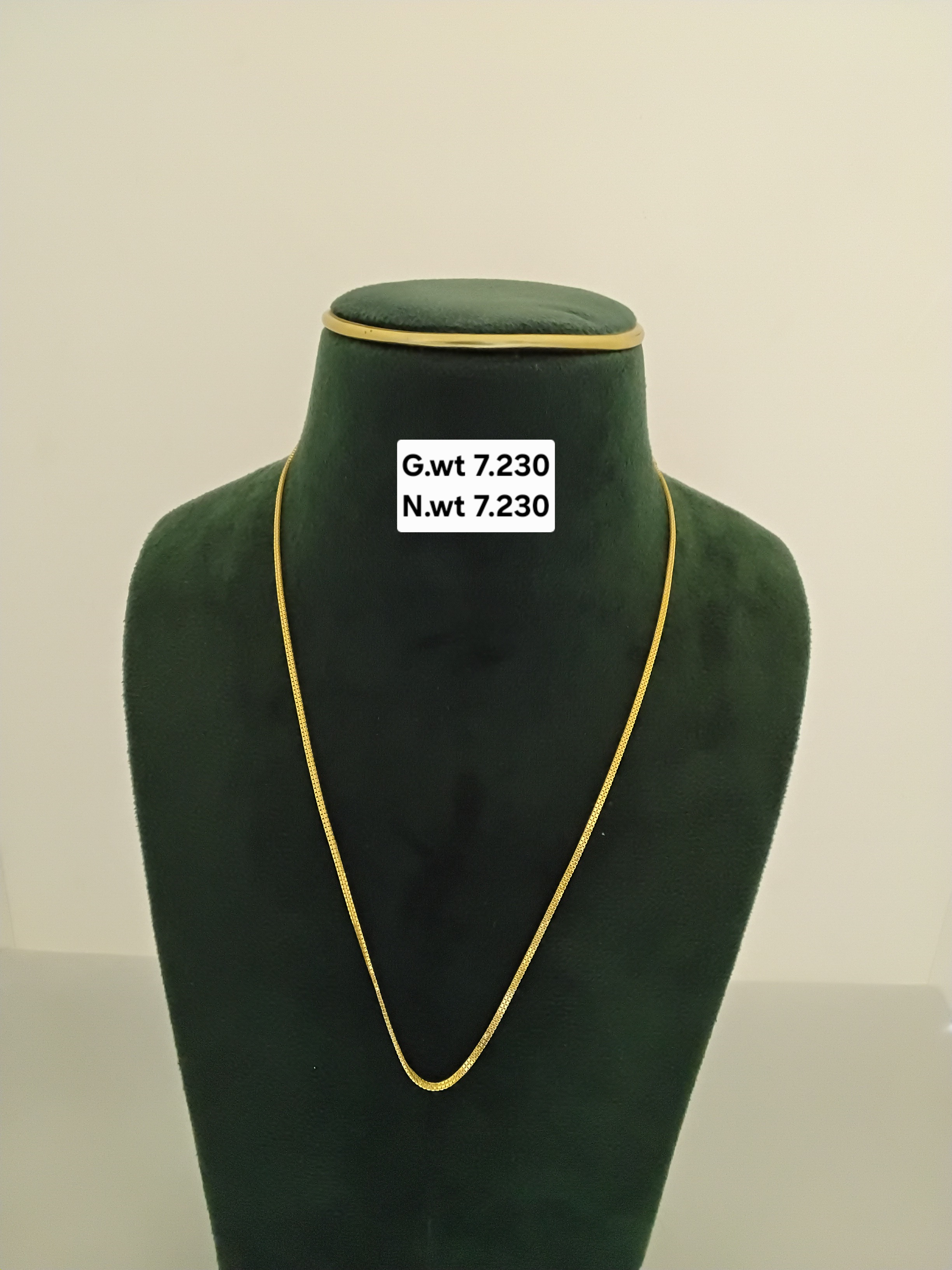 Gold chain 
