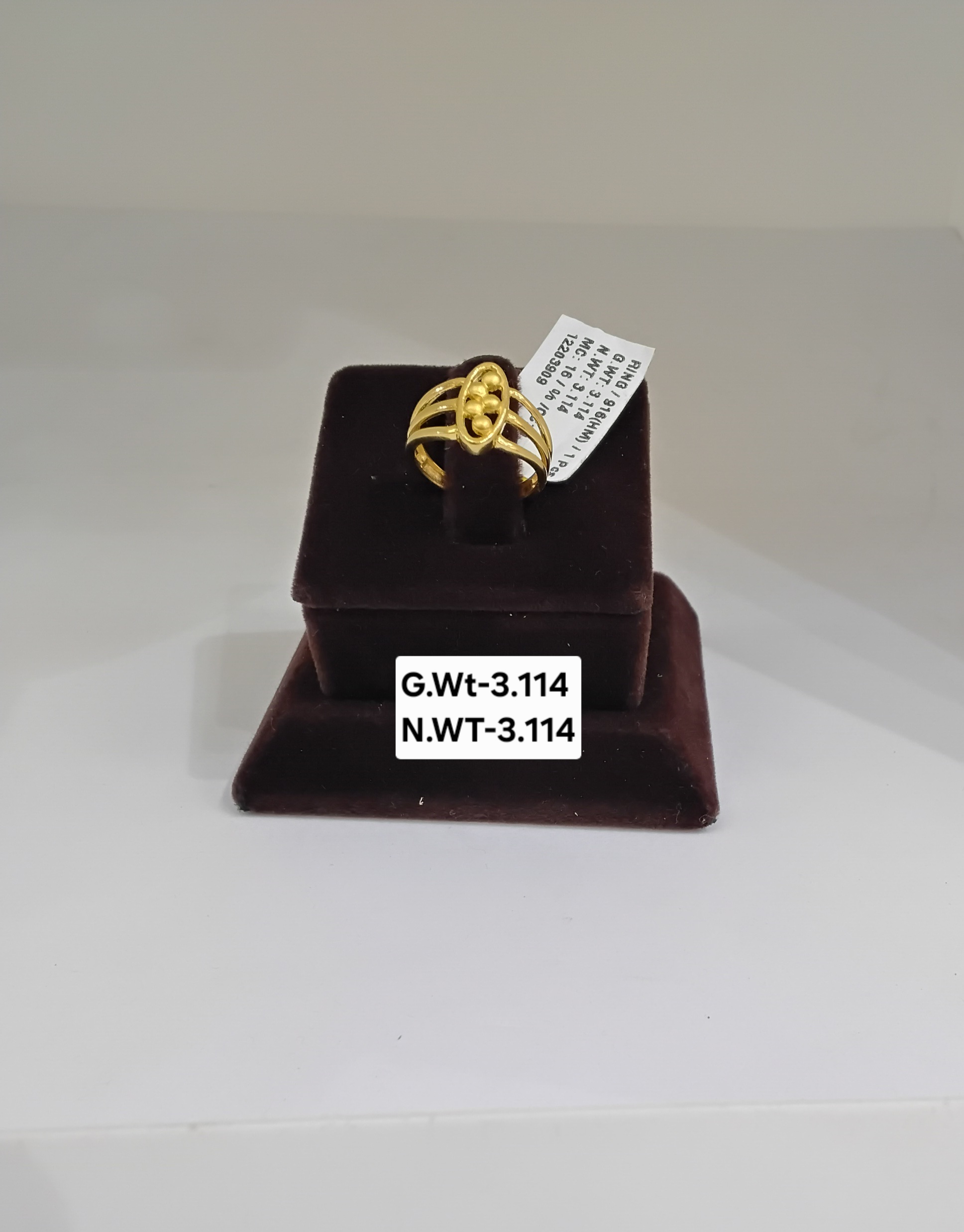 Fancy Ring