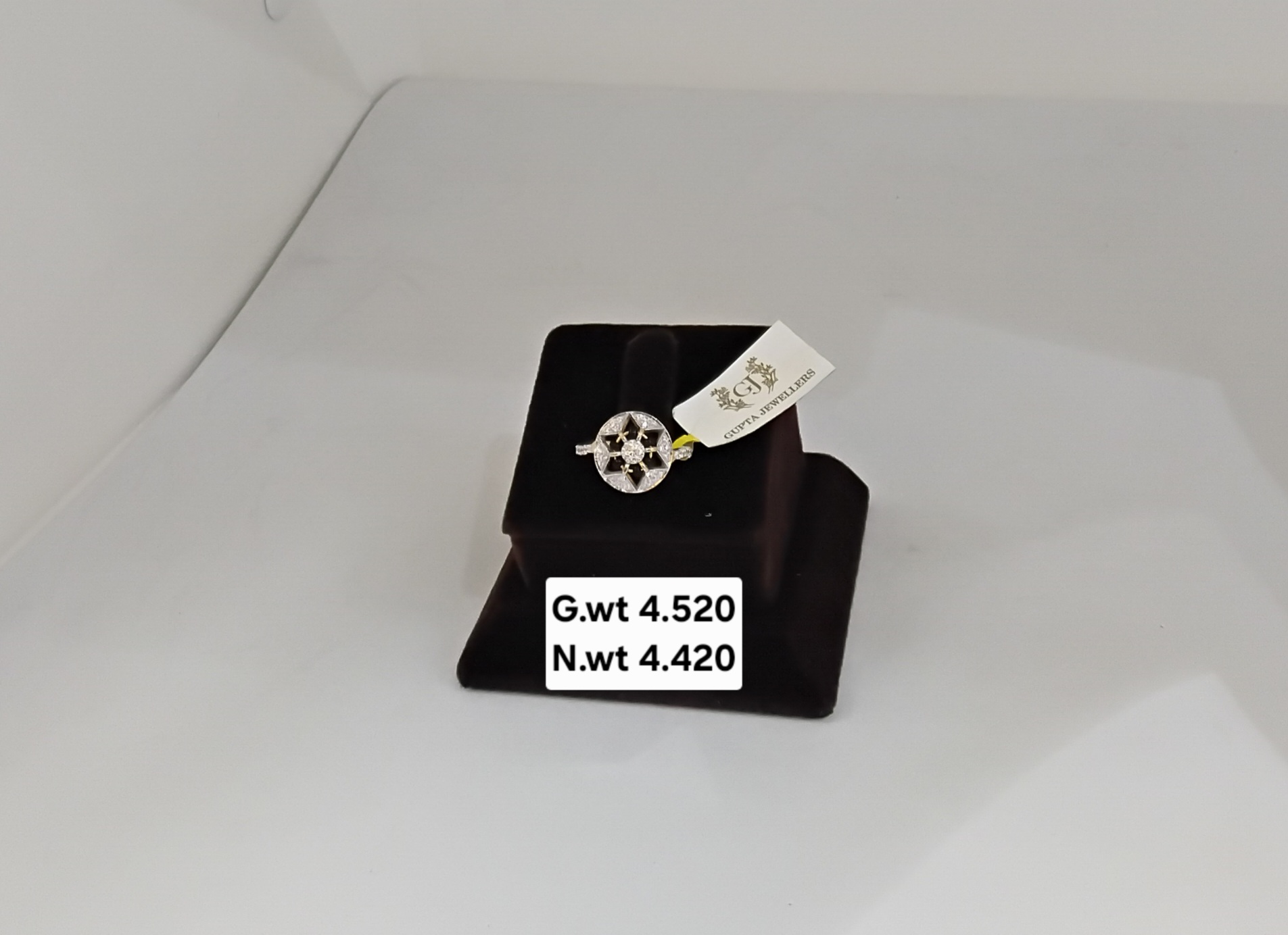 Fancy Ring