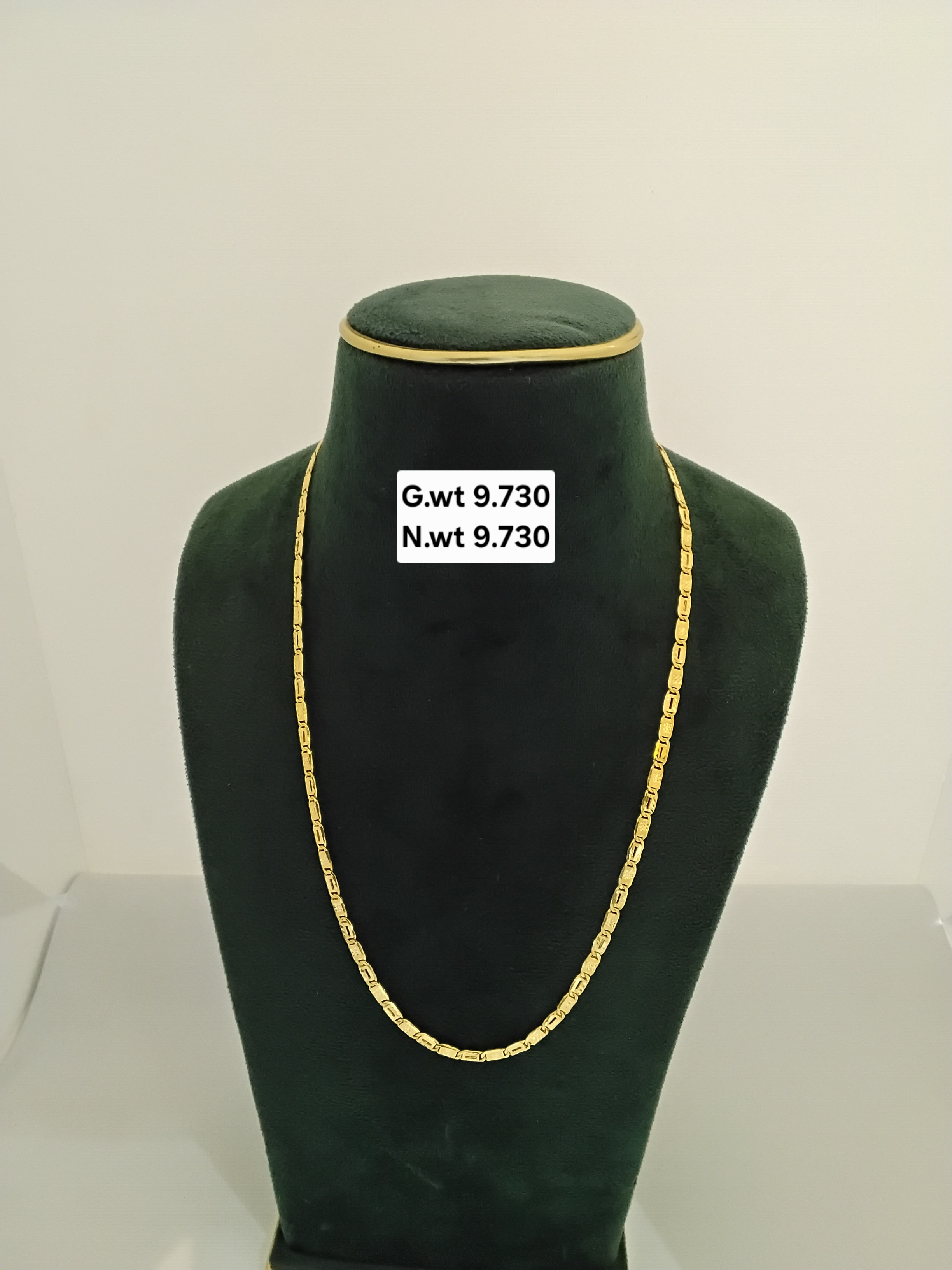 Gold chain 