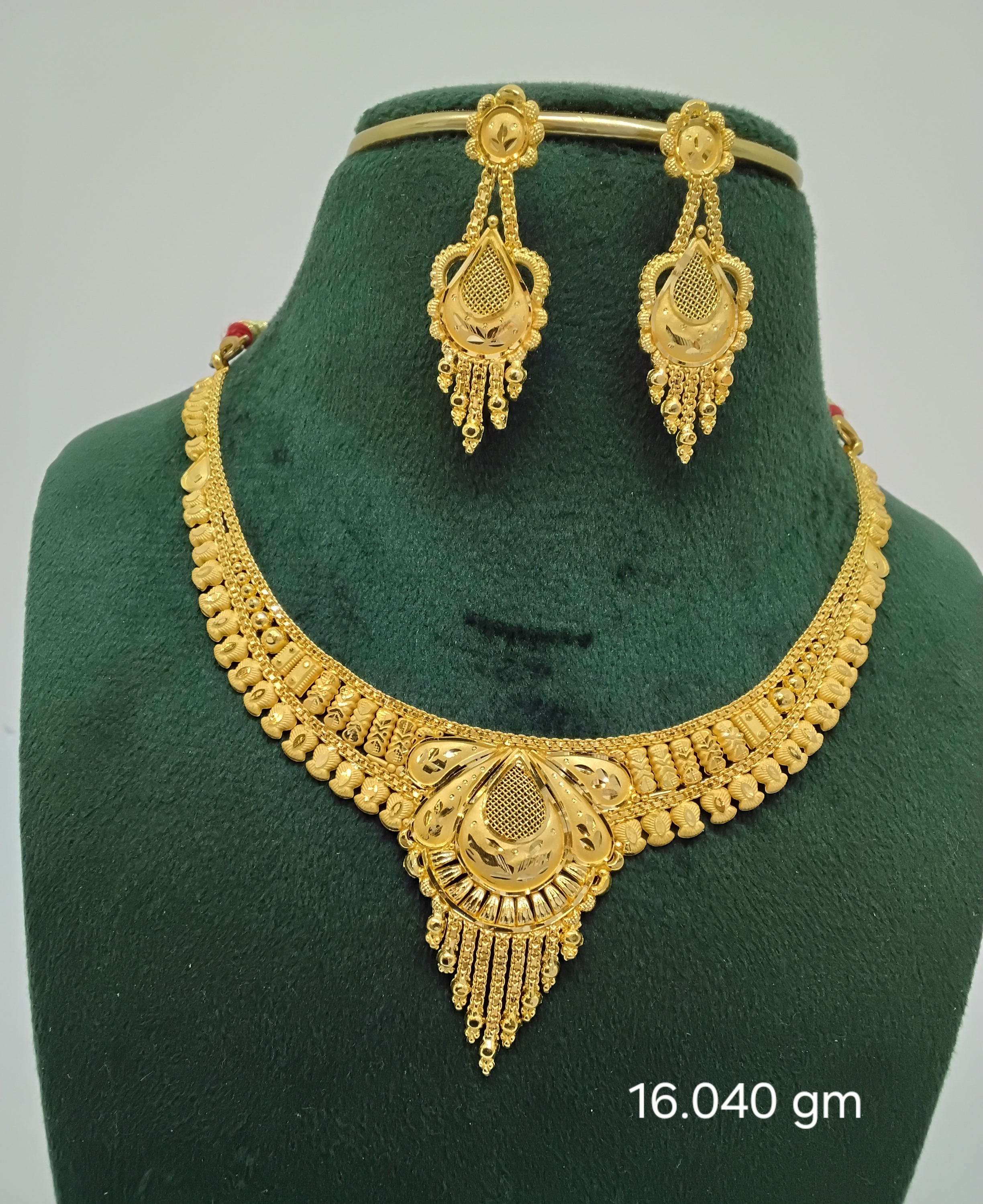 Fancy Necklace 