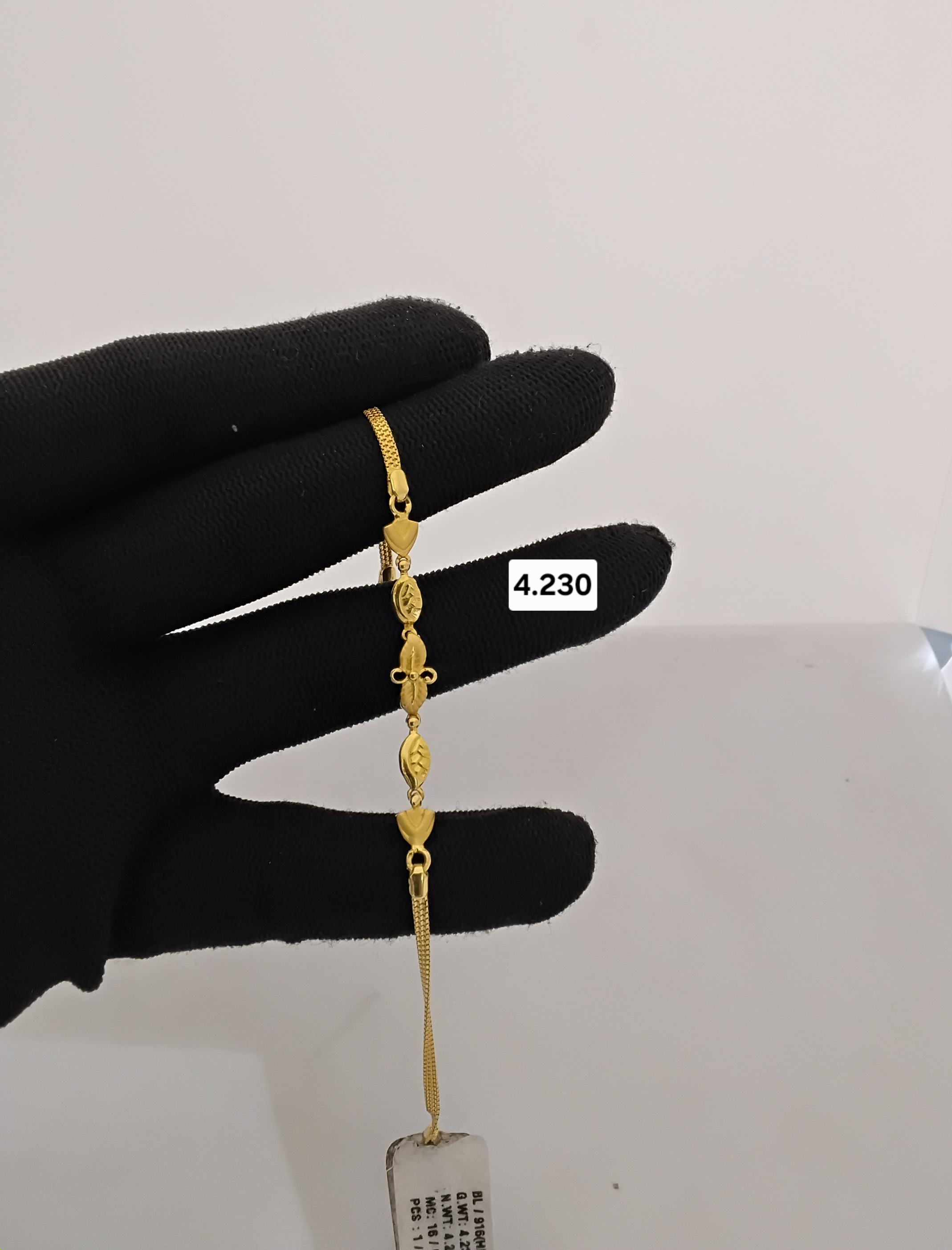 Gold bracelet 