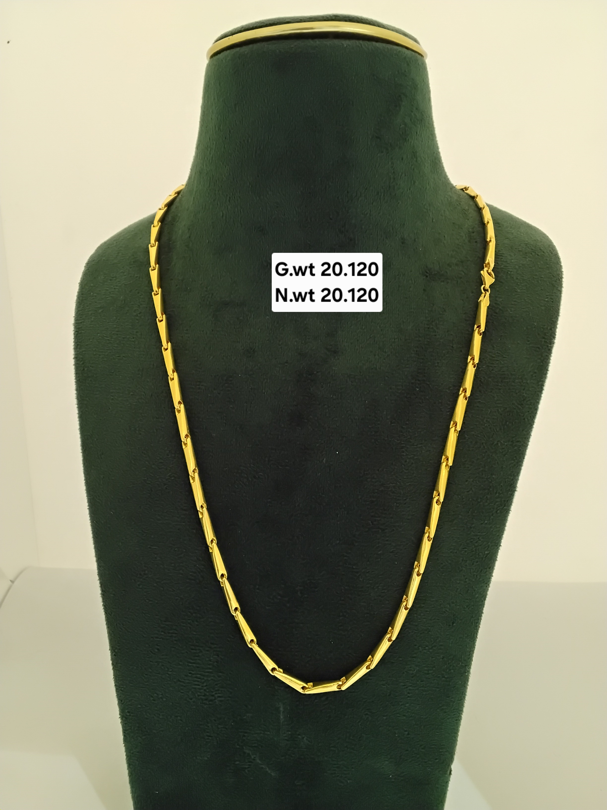 Gold chain 