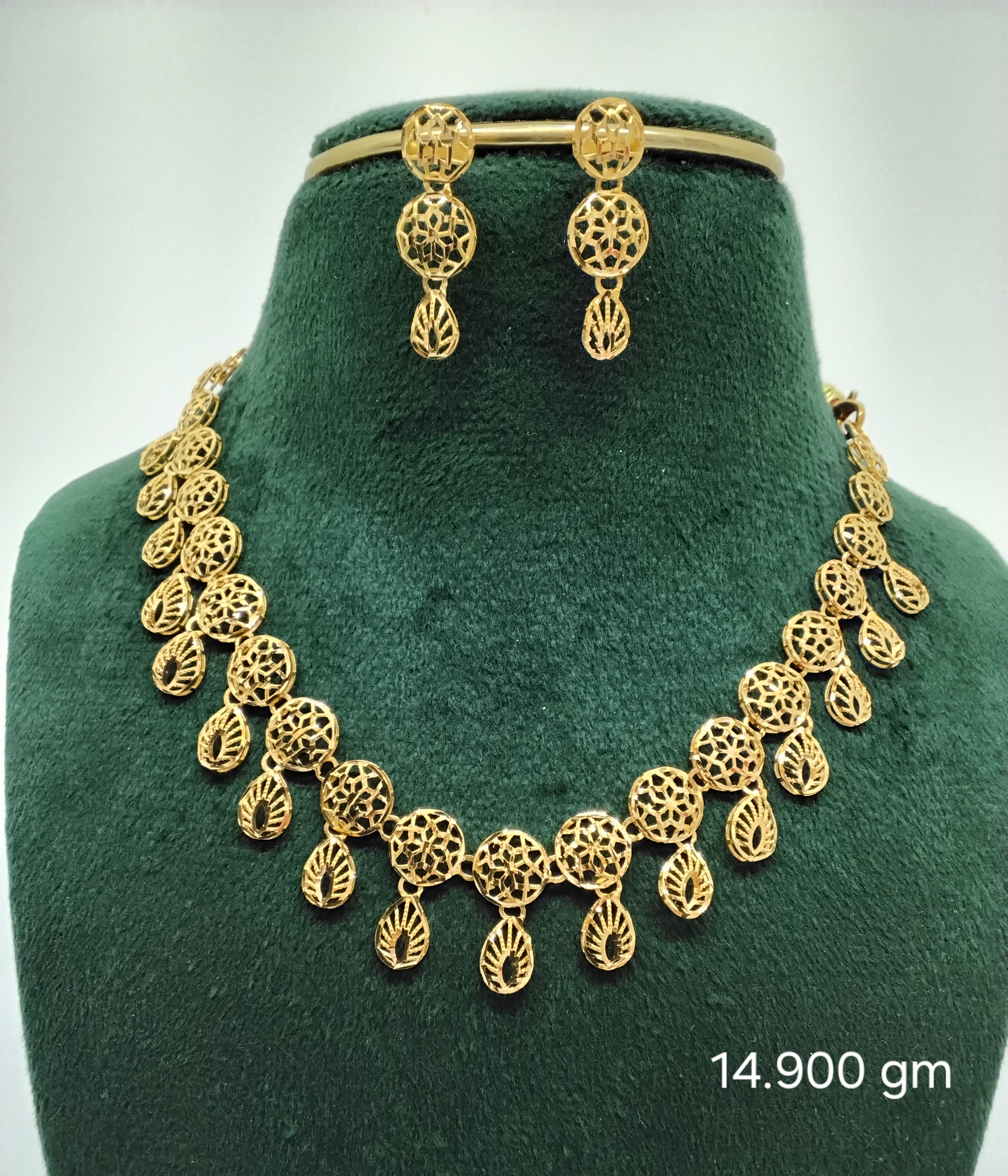 Necklace set 