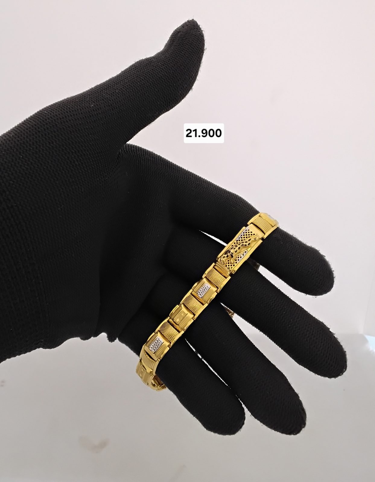Gold bracelet 