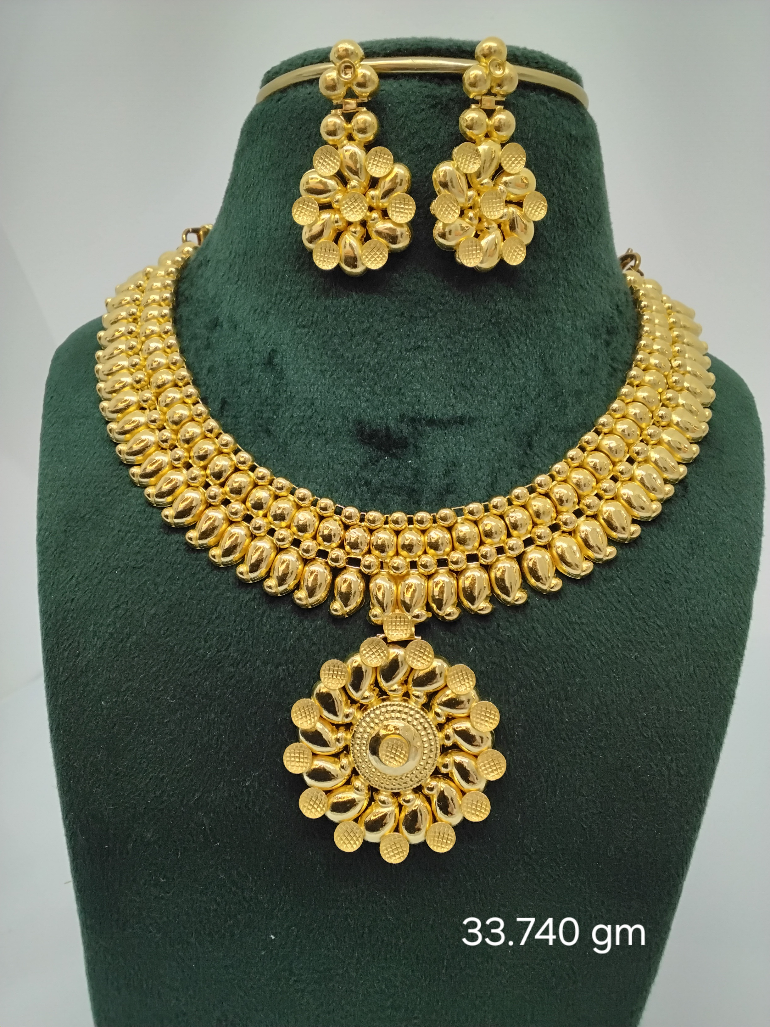 Necklace set 