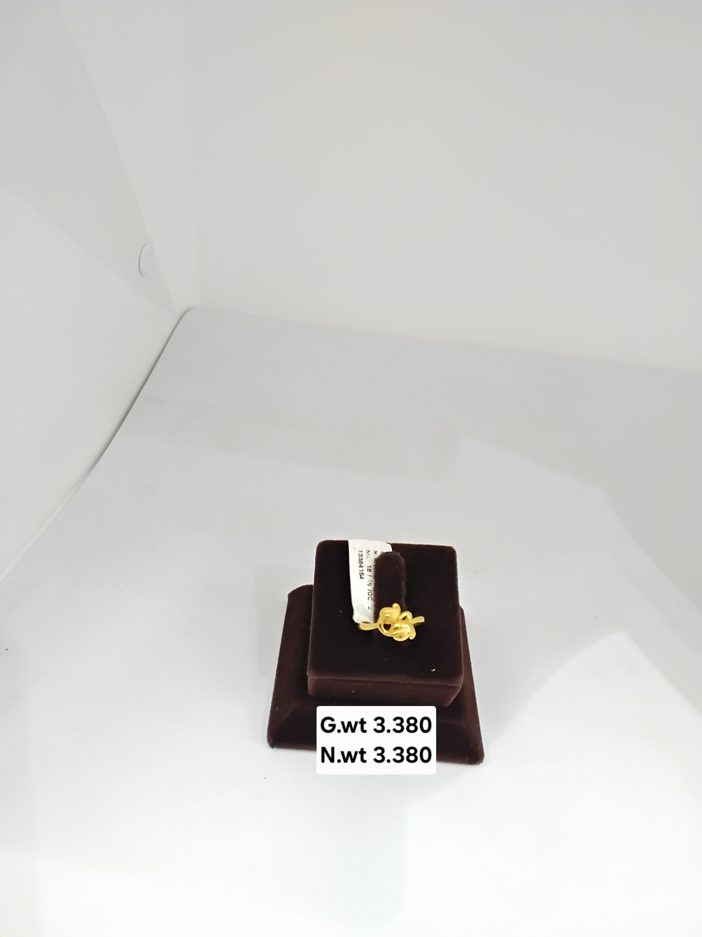 Ladies ring