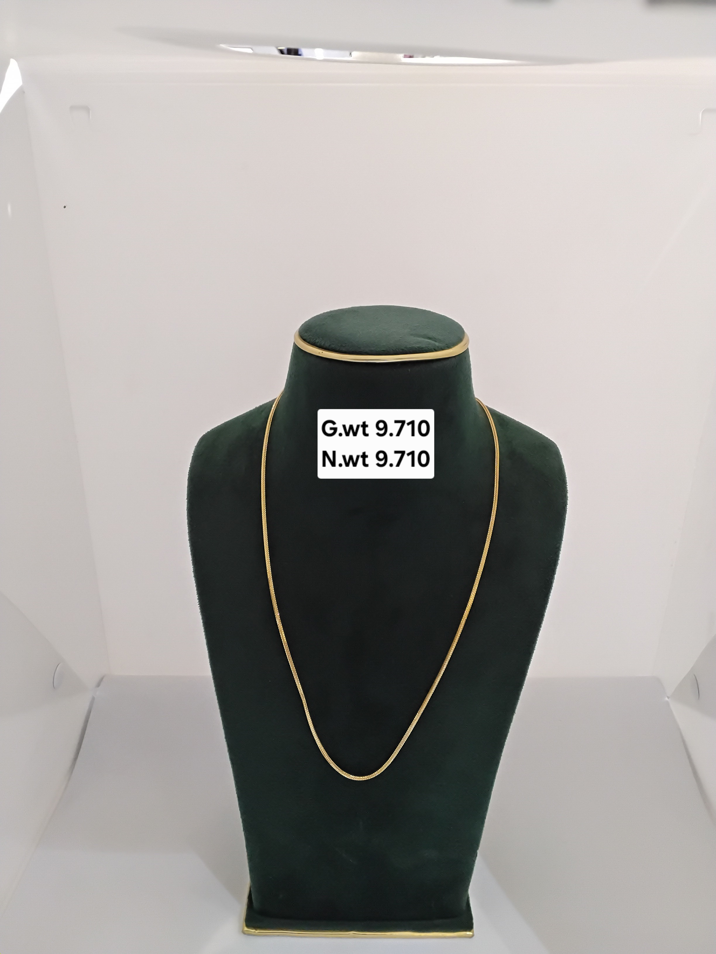 Gold chain 