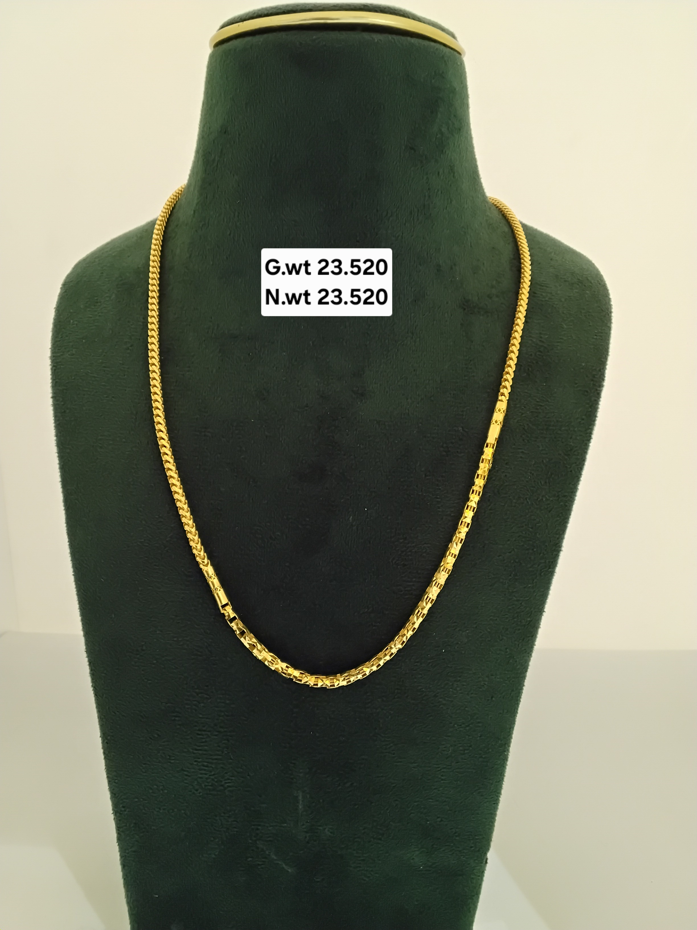 Gold chain 