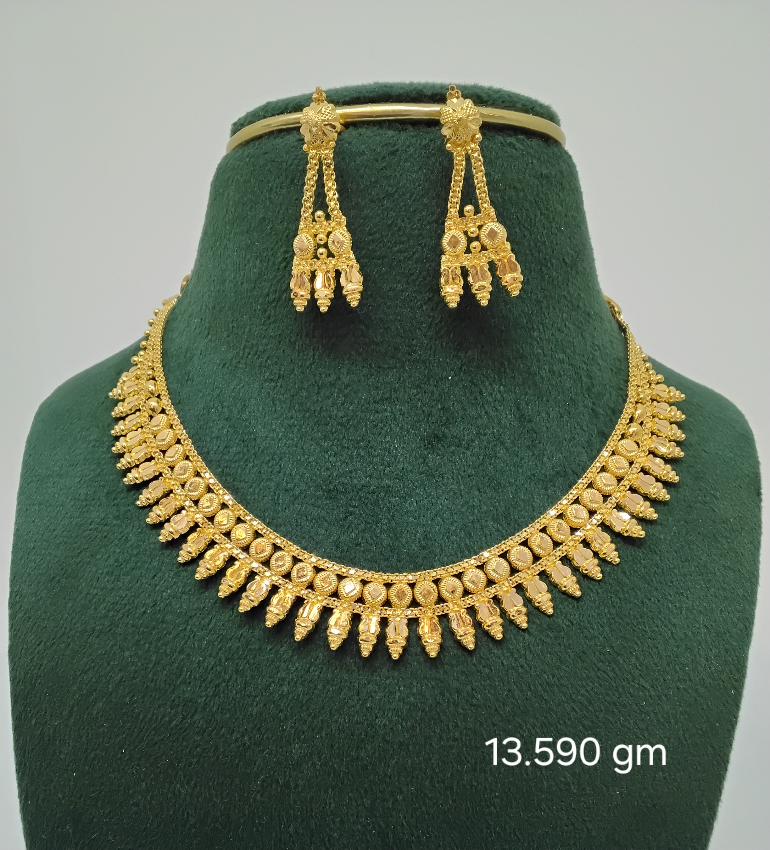 Necklace Set