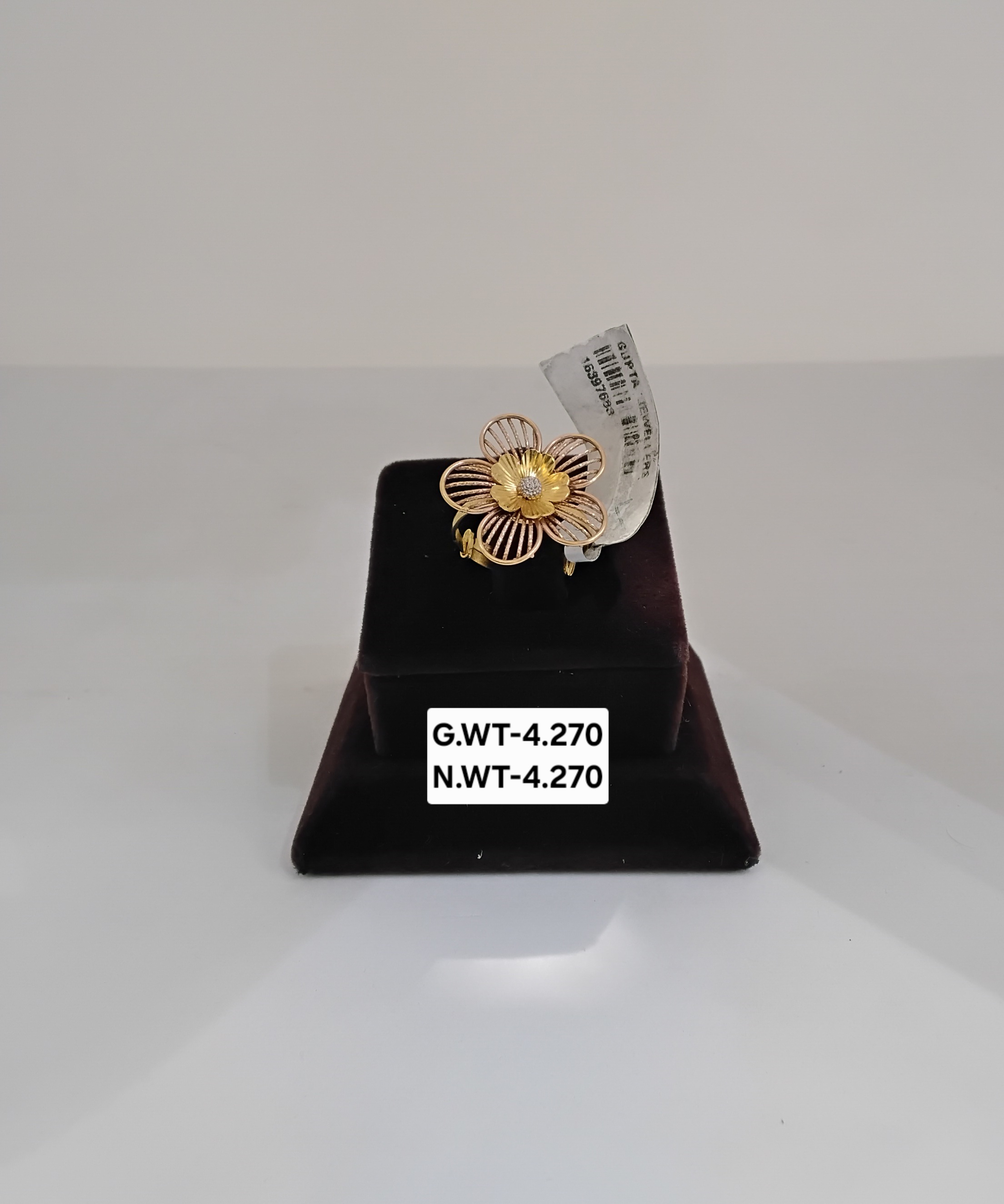 Ladies Antique Ring