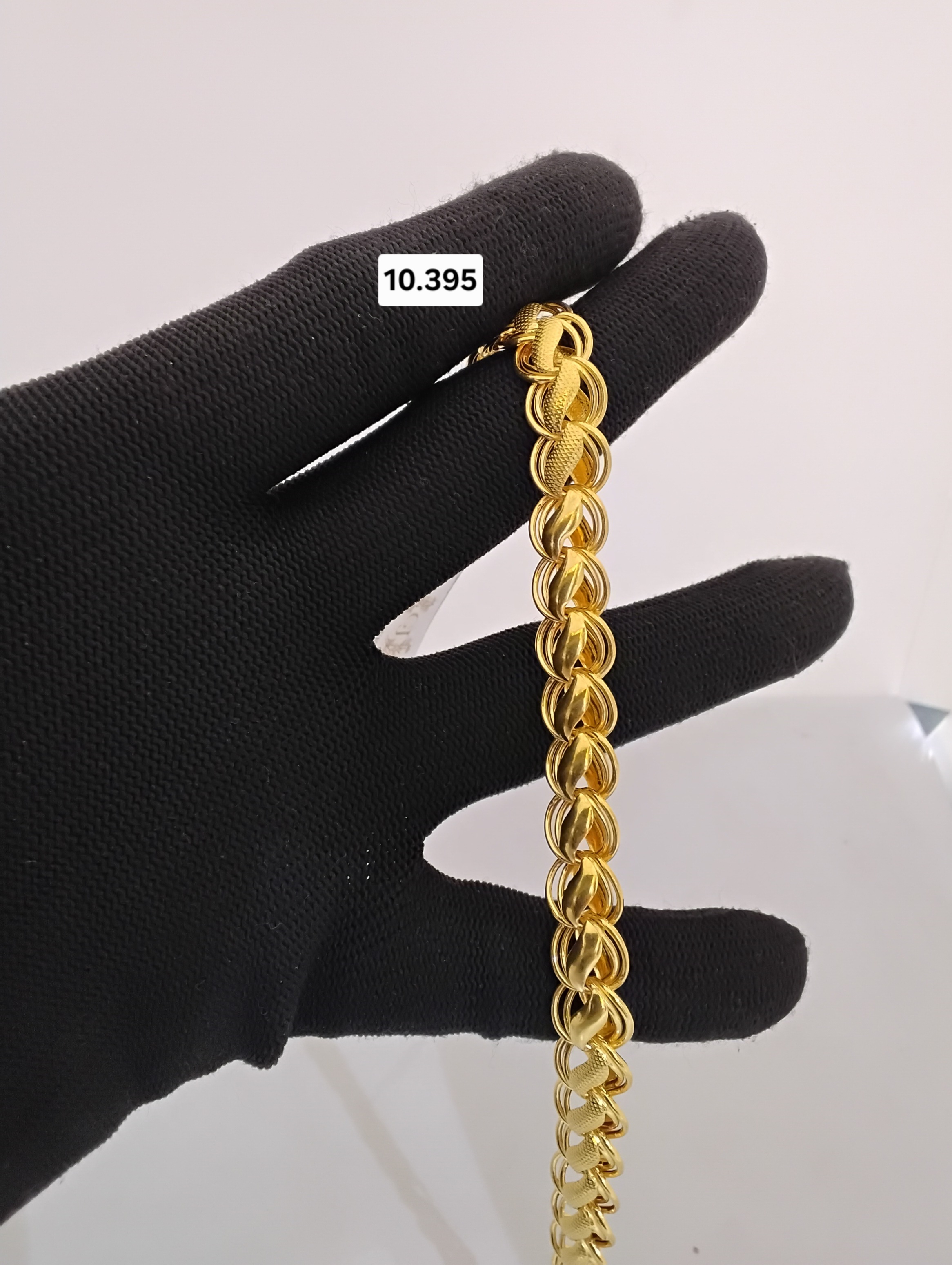 Gold bracelet 