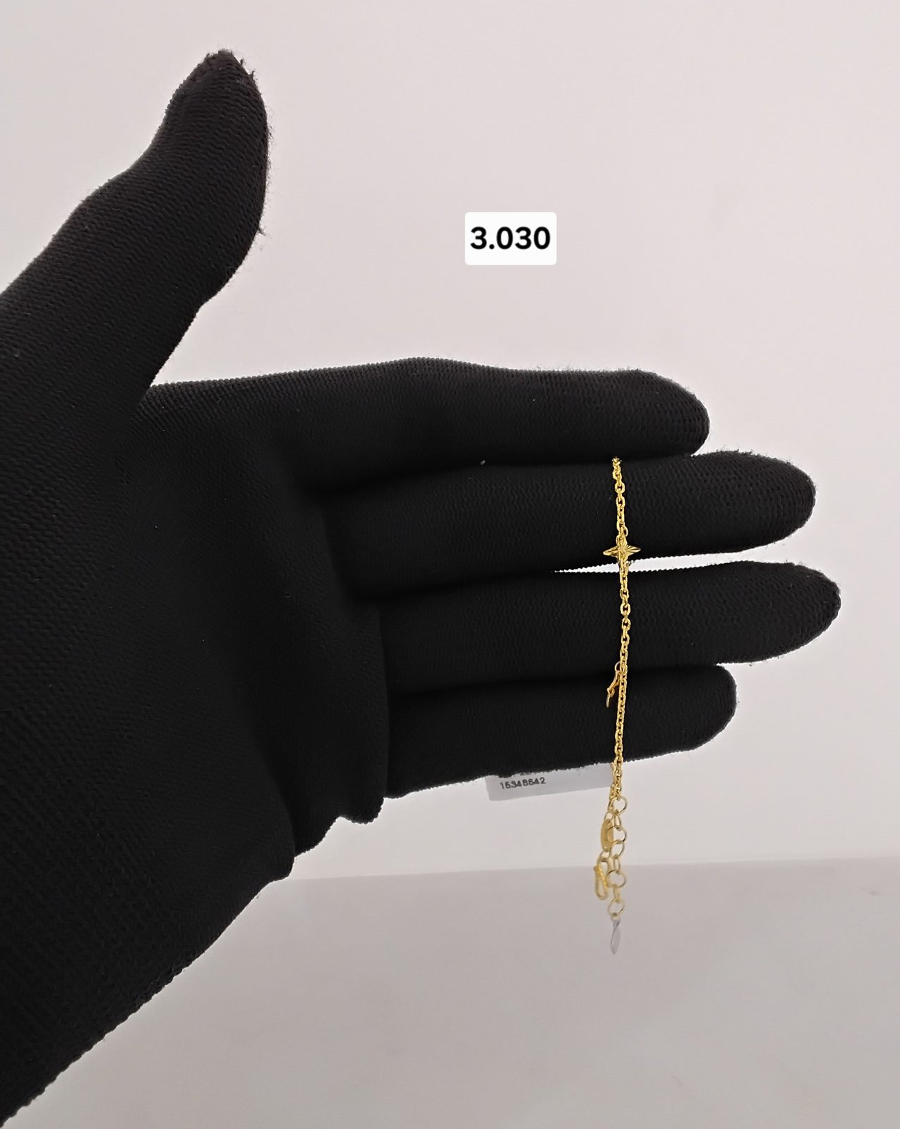 Gold bracelet 