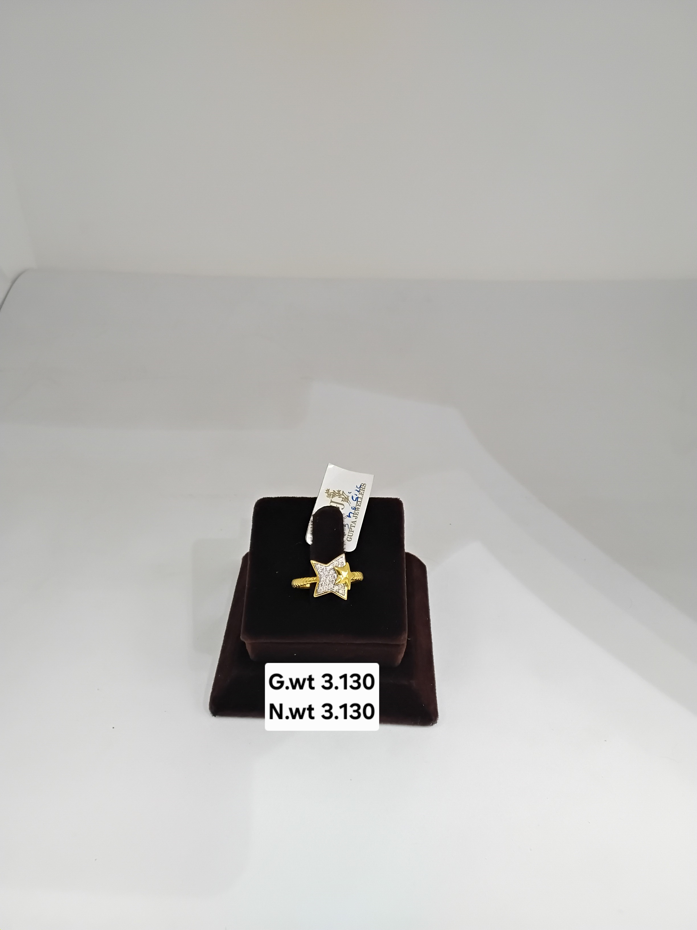Fancy Ring